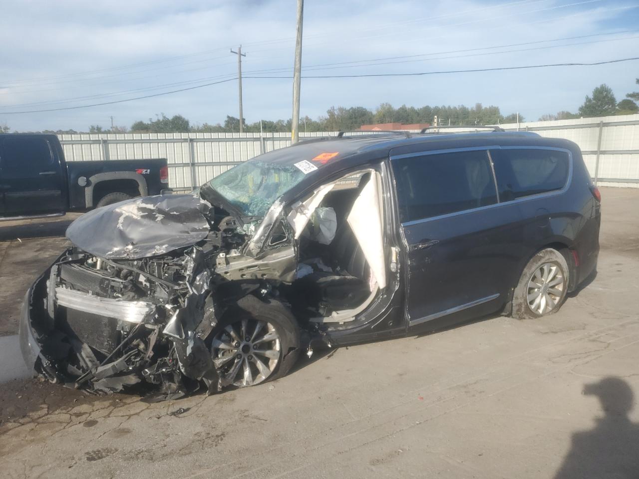 CHRYSLER PACIFICA 2018