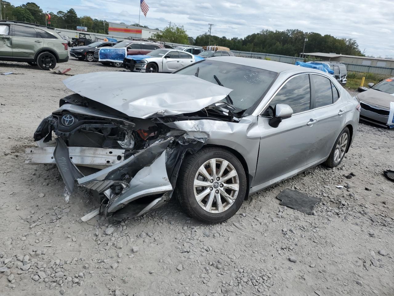 TOYOTA CAMRY LE 2020