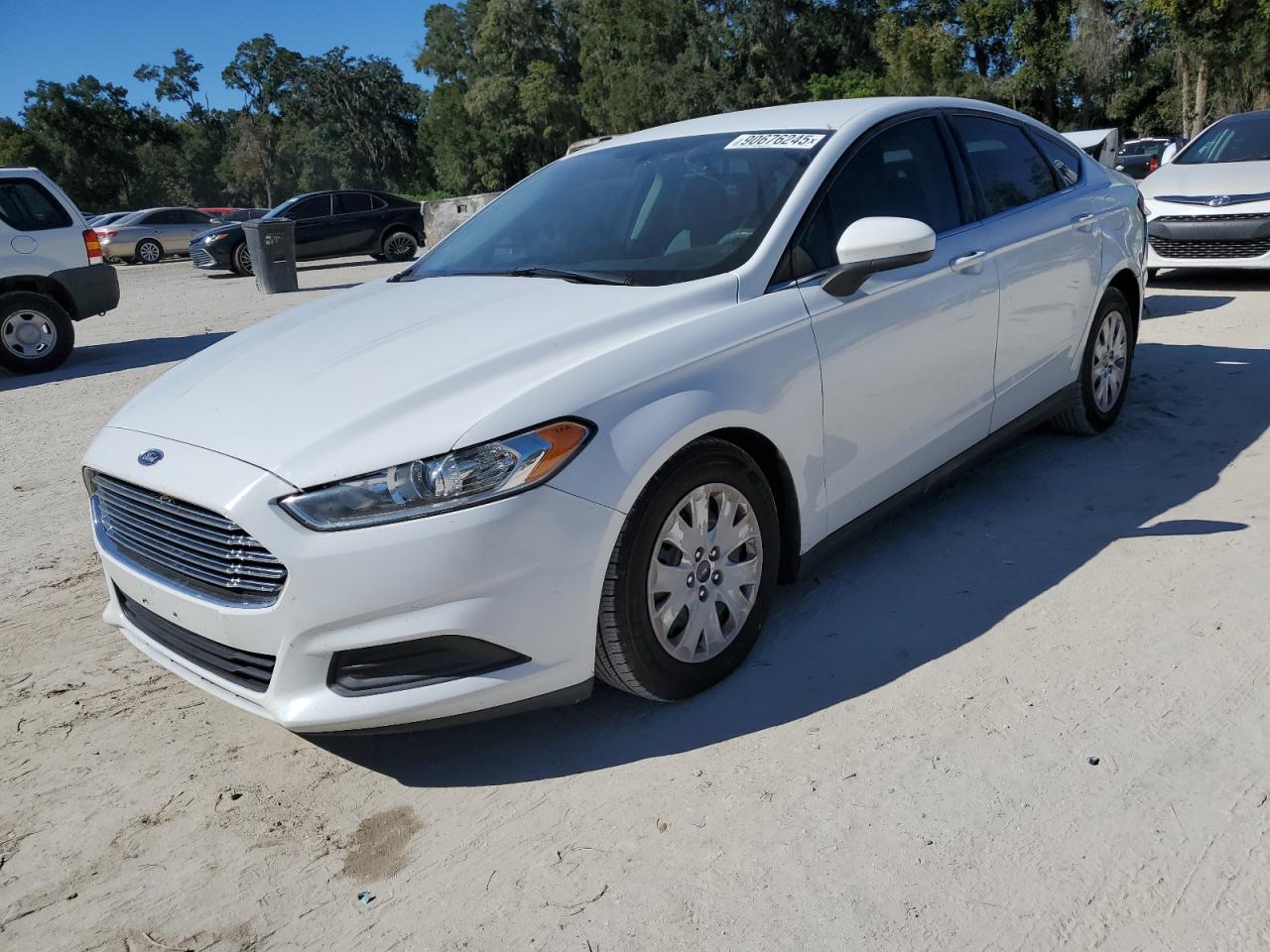 FORD FUSION S 2014