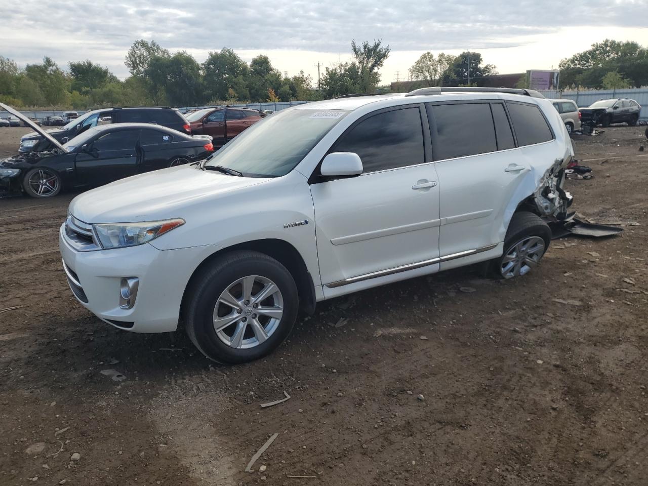 TOYOTA HIGHLANDER HYBRID 2013
