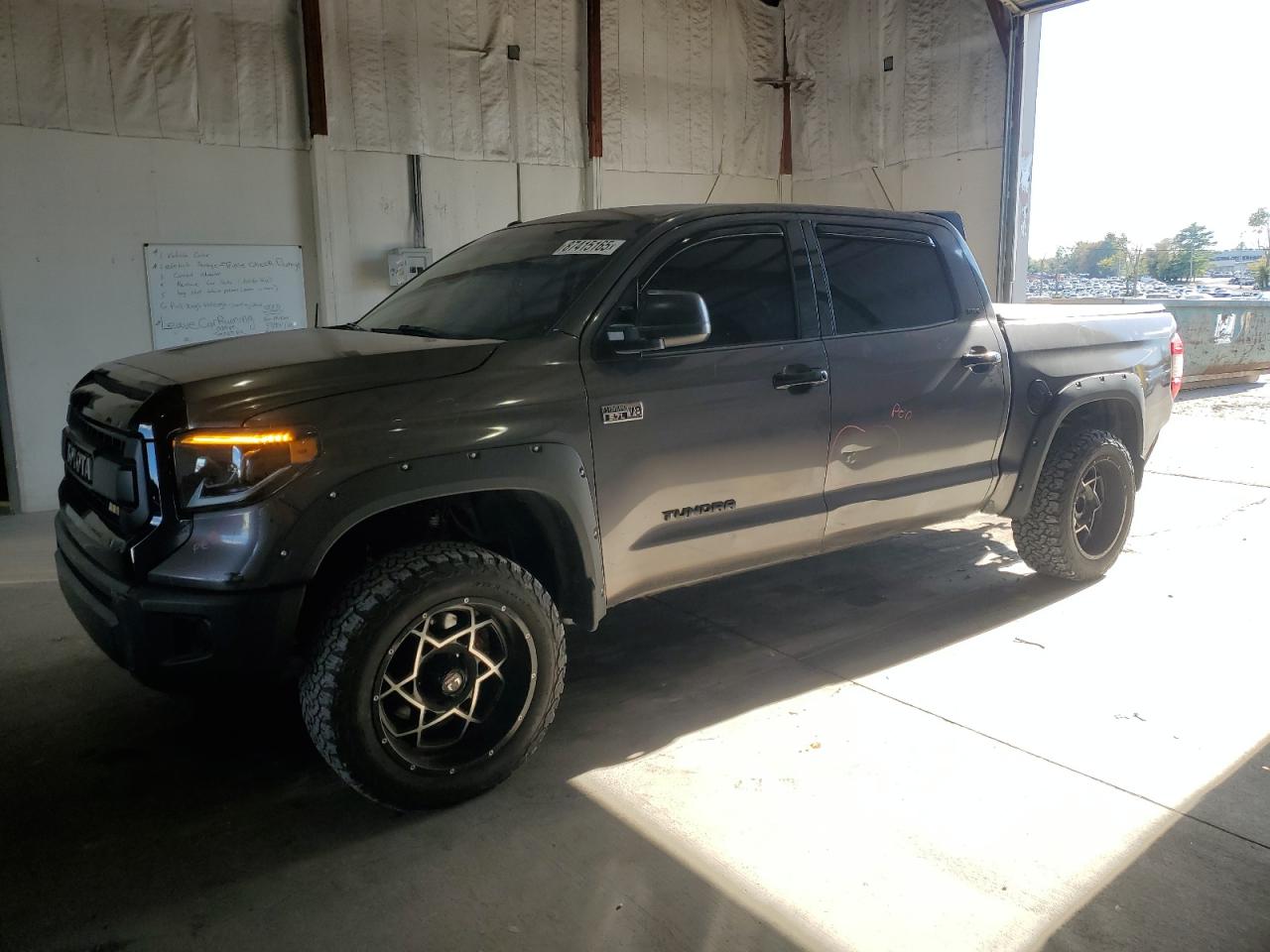 TOYOTA TUNDRA CRE 2014