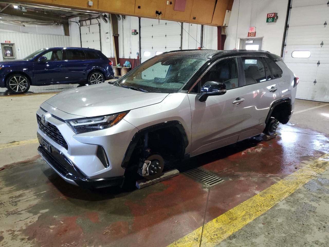 TOYOTA RAV4 XSE 2025