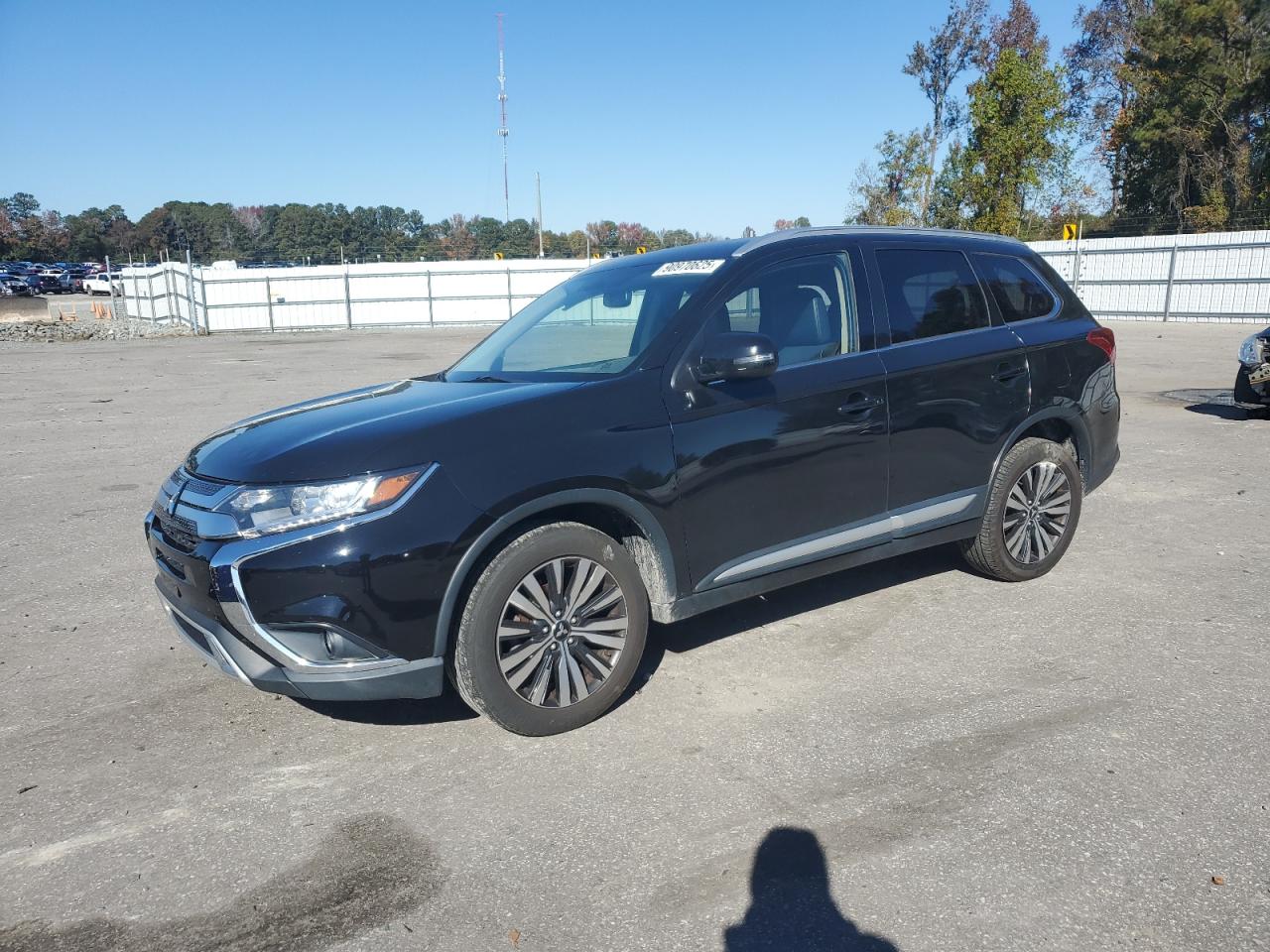 MITSUBISHI OUTLANDER 2019