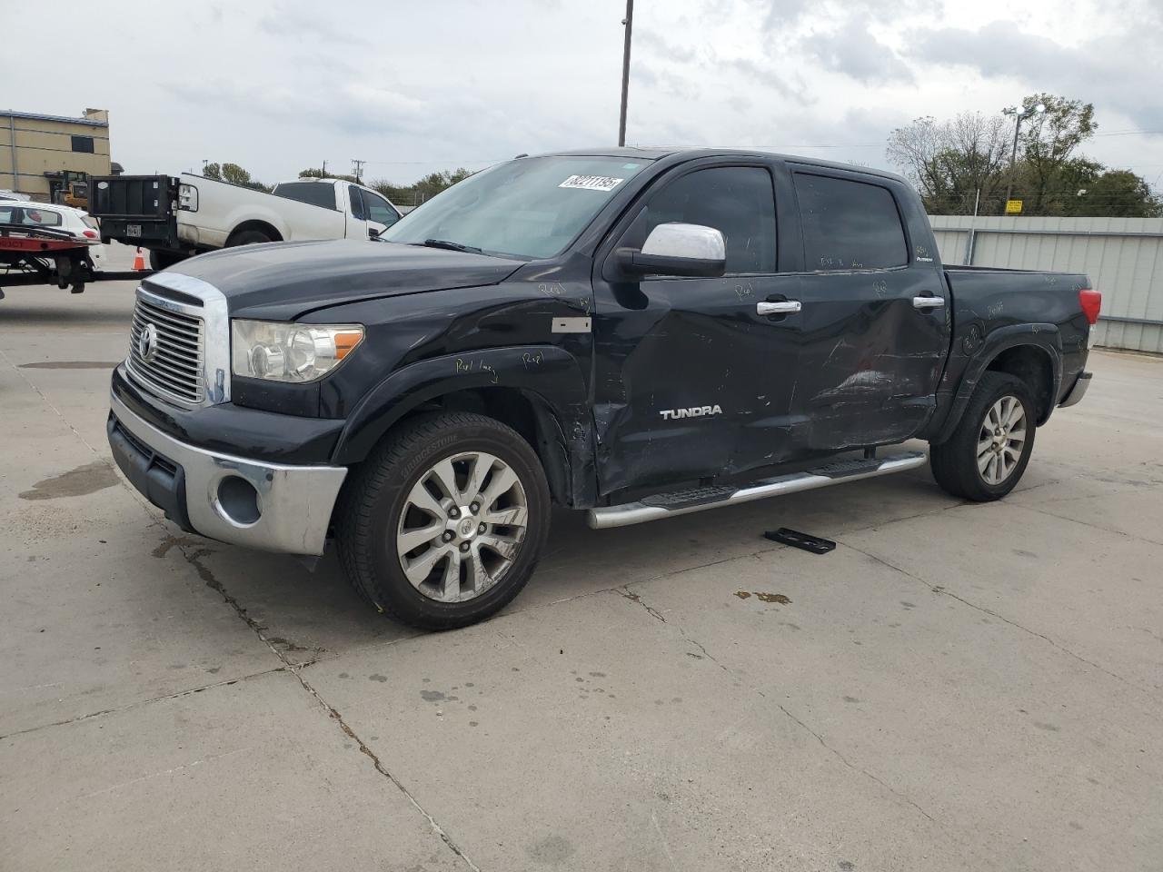 TOYOTA TUNDRA 2013