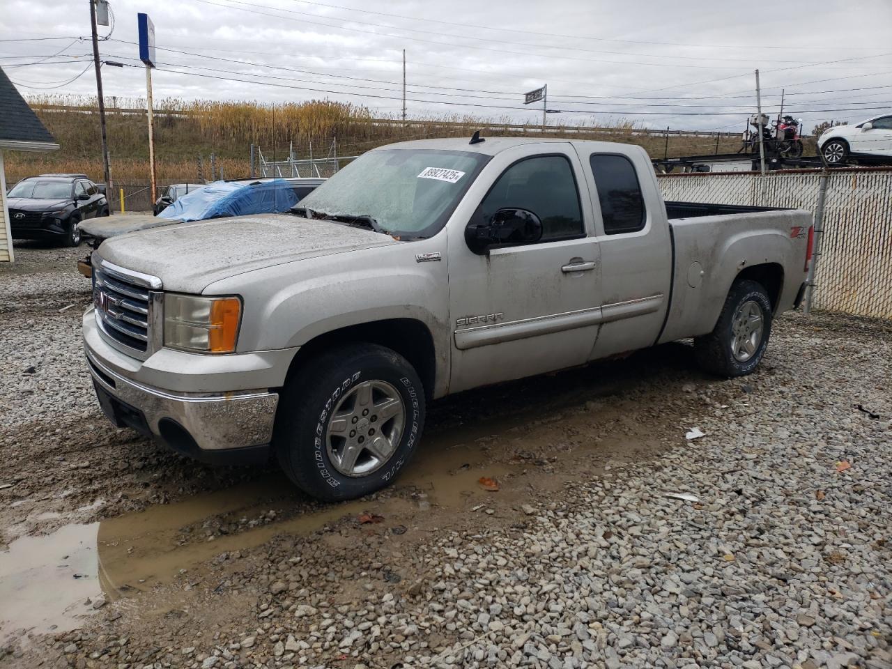 GMC SIERRA K15 2011