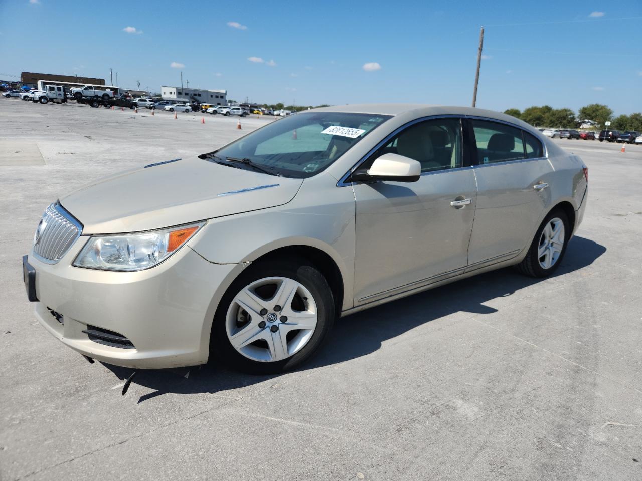 BUICK LACROSSE 2010