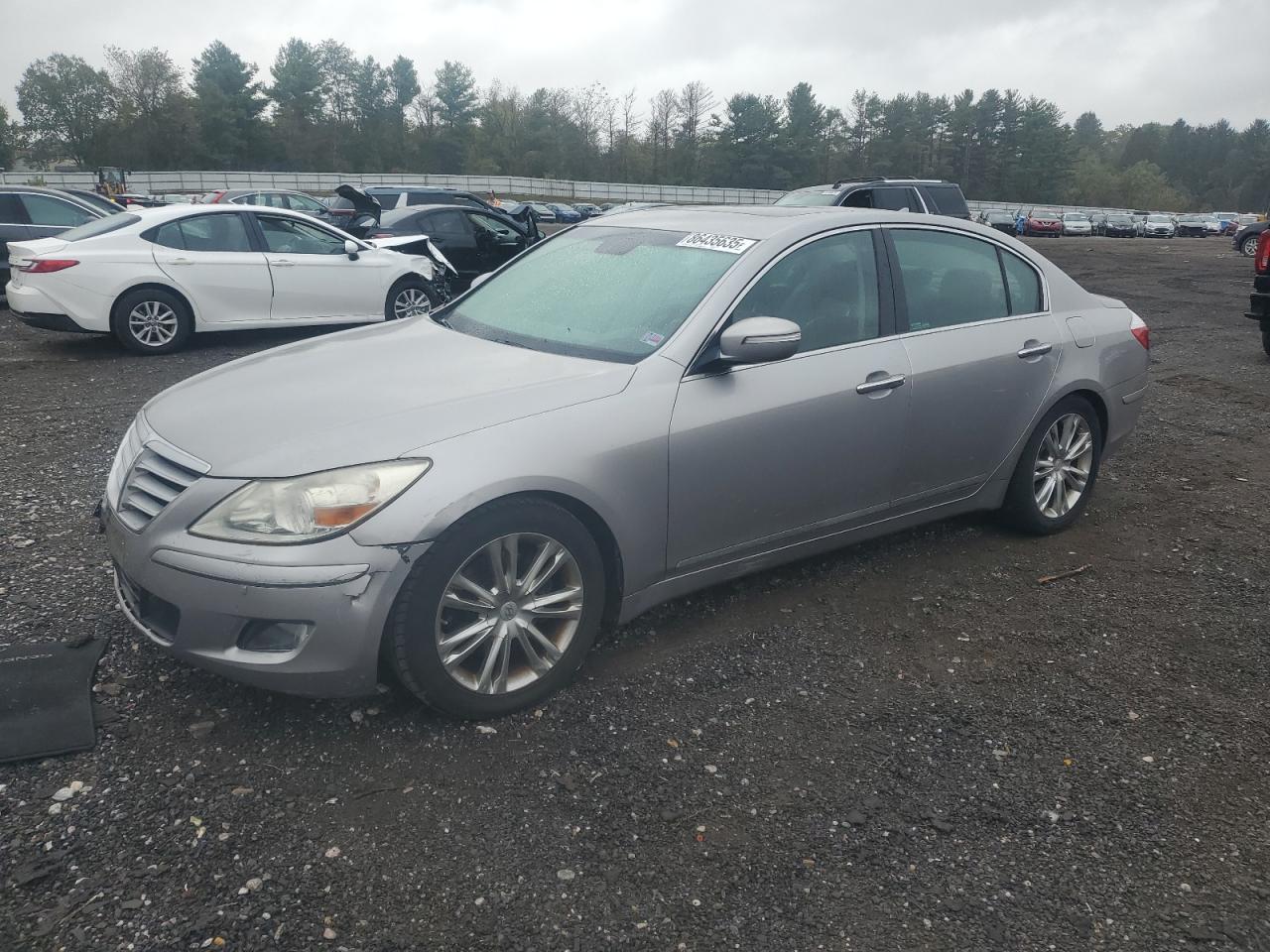 HYUNDAI GENESIS 4. 2010