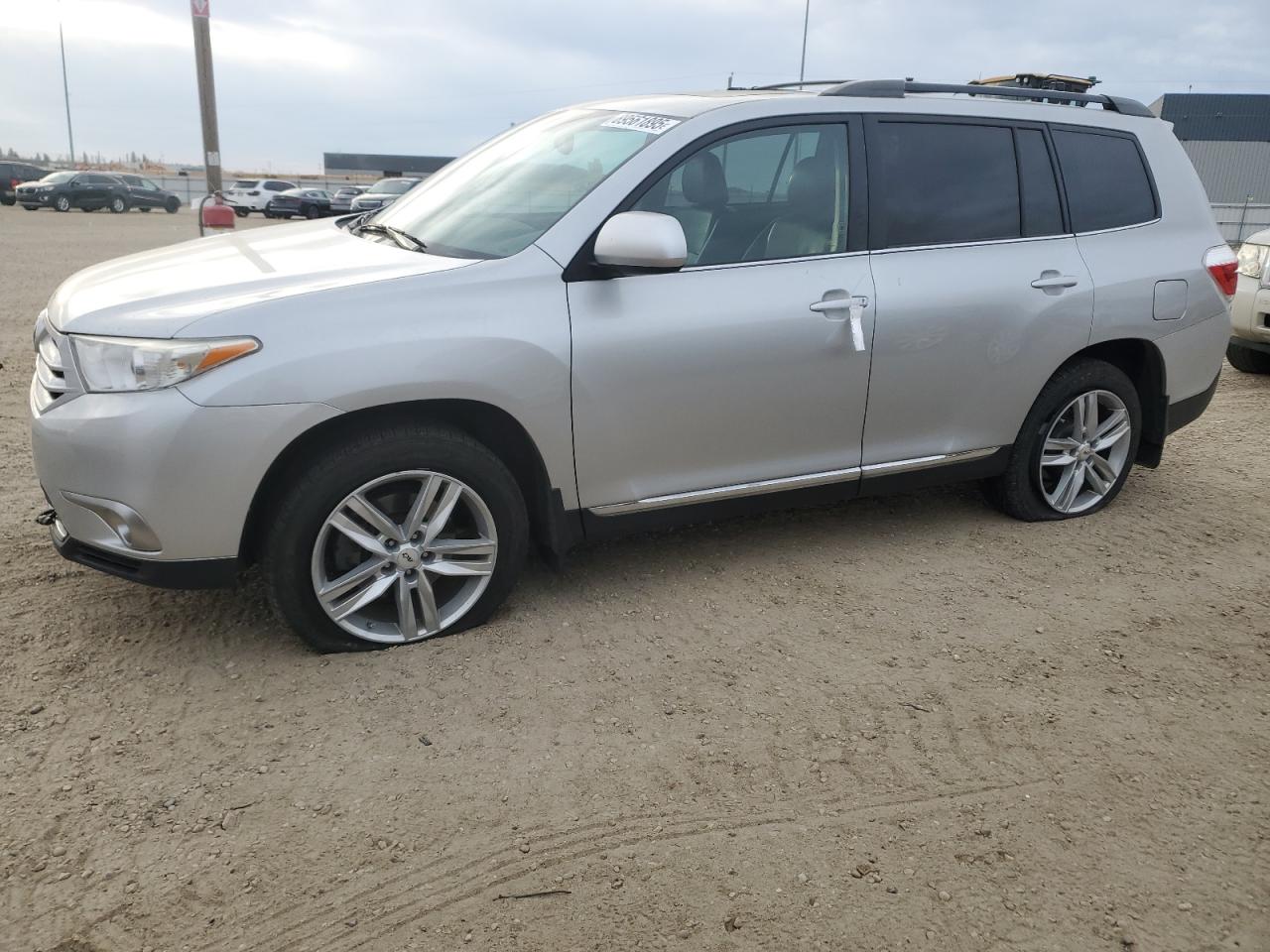 TOYOTA HIGHLANDER 2011