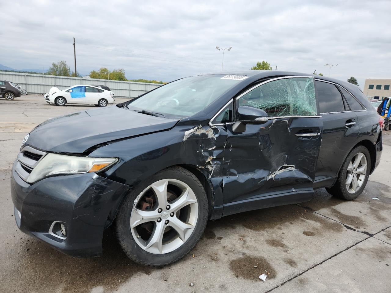 TOYOTA VENZA LE 2013