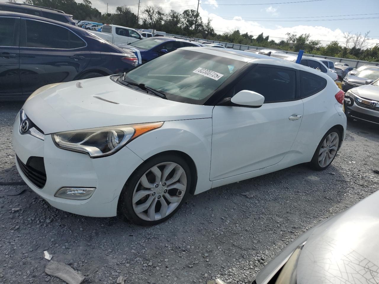 HYUNDAI VELOSTER 2013