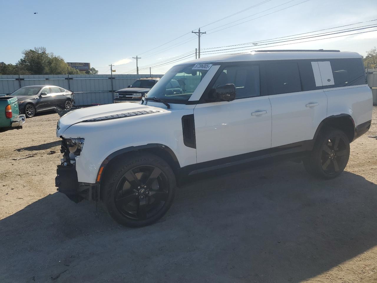 LAND ROVER DEFENDER 1 2024