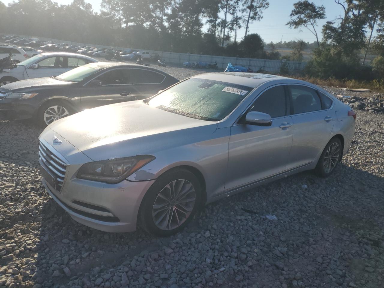 HYUNDAI GENESIS 3. 2015