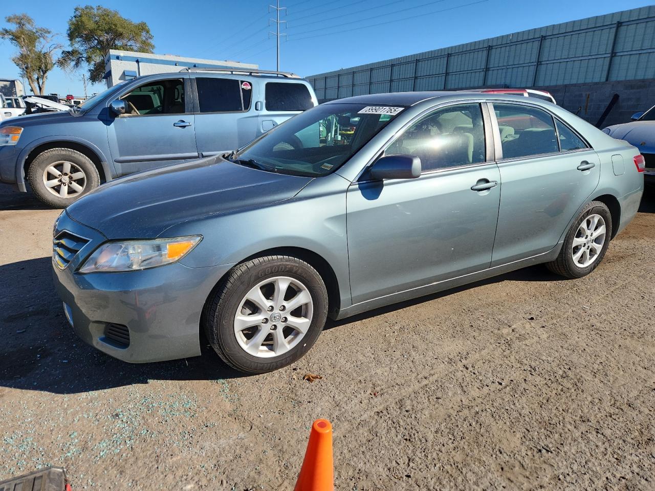 TOYOTA CAMRY BASE 2011