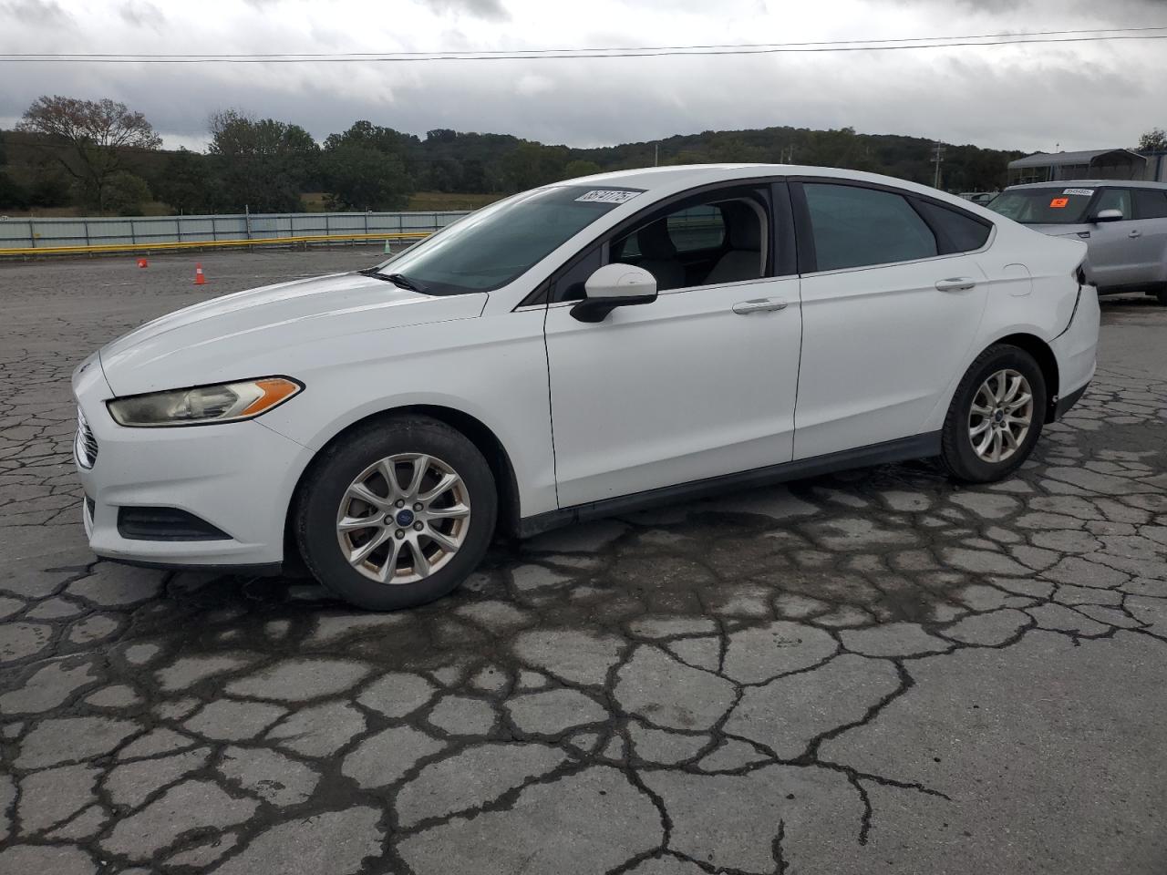 FORD FUSION S 2015