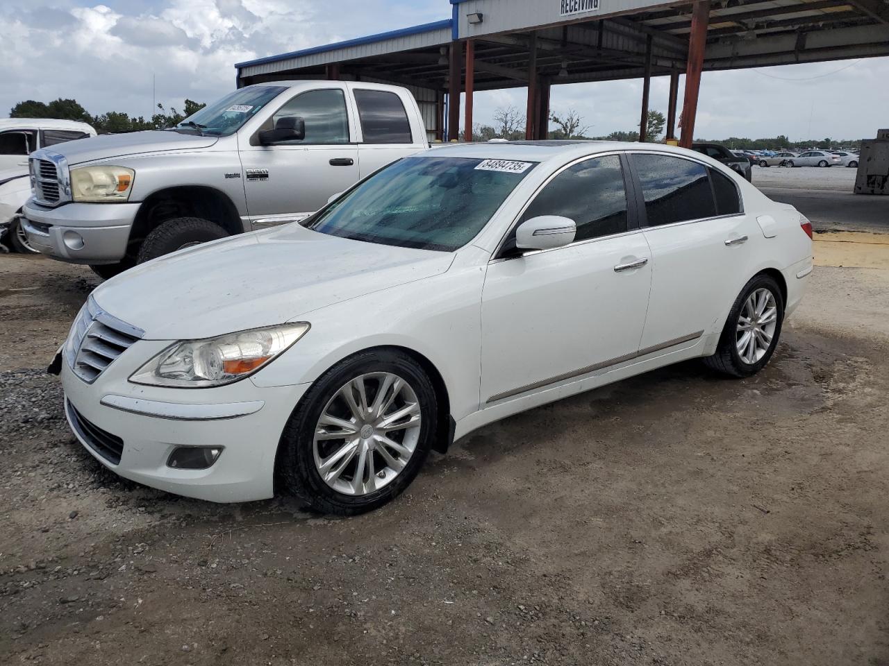HYUNDAI GENESIS 4. 2010