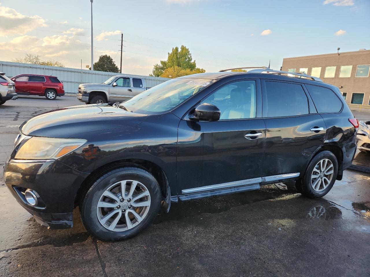 NISSAN PATHFINDER 2015