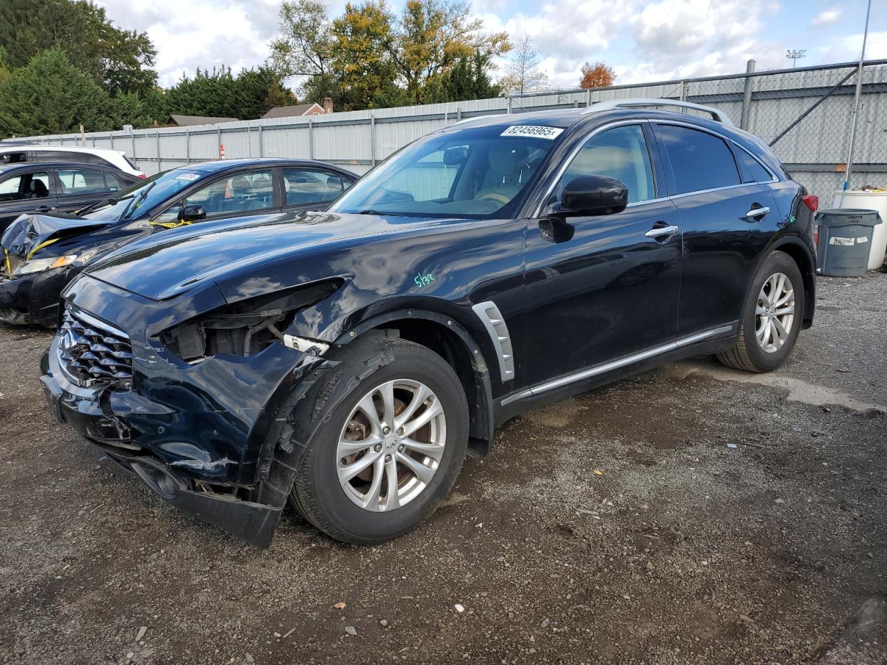 INFINITI FX35 2011