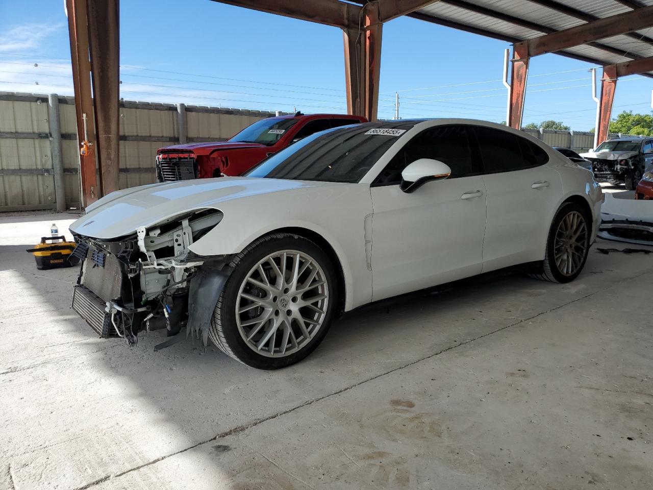 PORSCHE PANAMERA B 2019