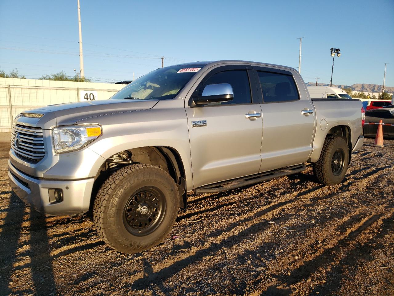 TOYOTA TUNDRA CRE 2017