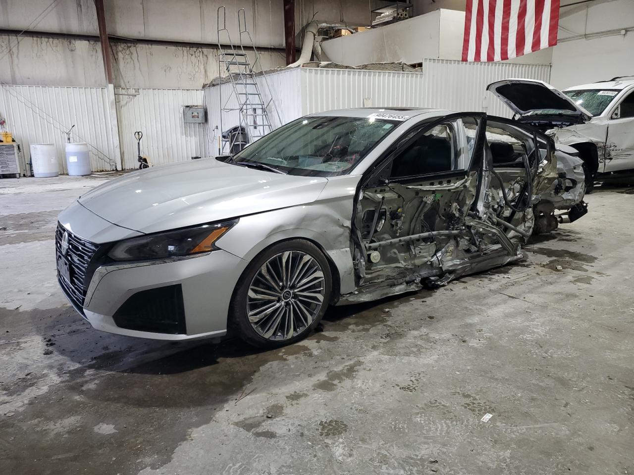 NISSAN ALTIMA 2023
