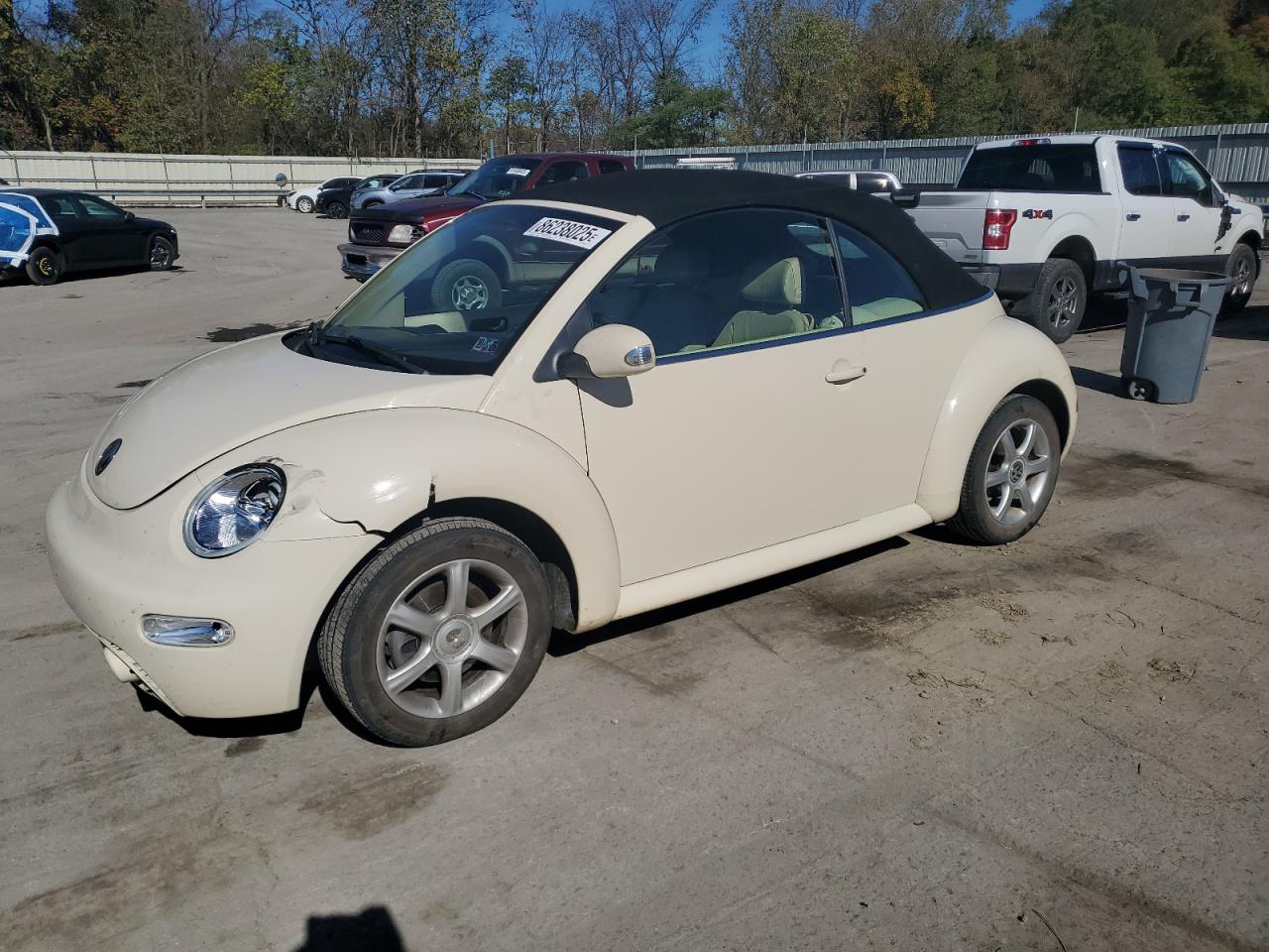 VOLKSWAGEN NEW BEETLE 2005