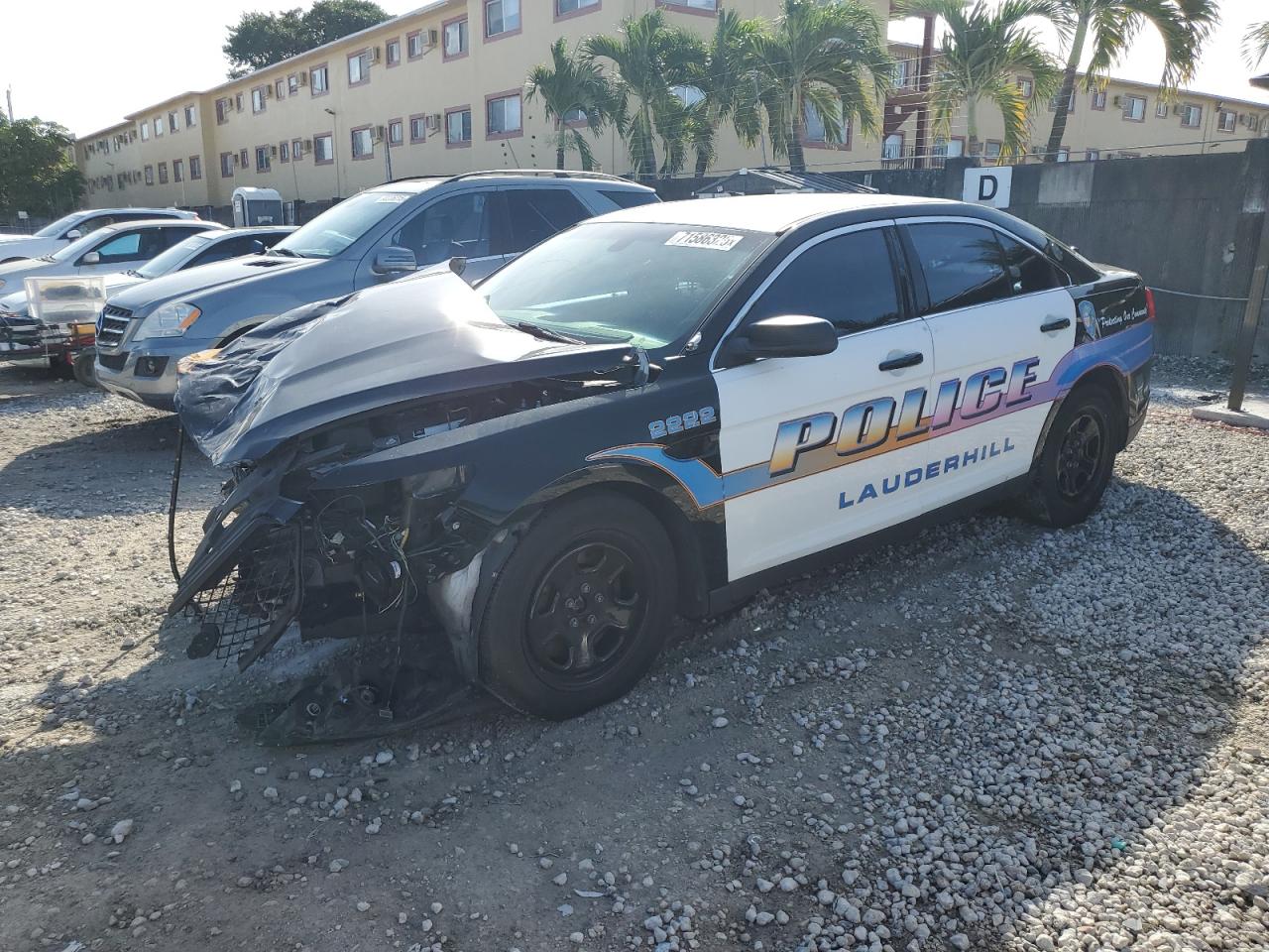 FORD TAURUS 2018