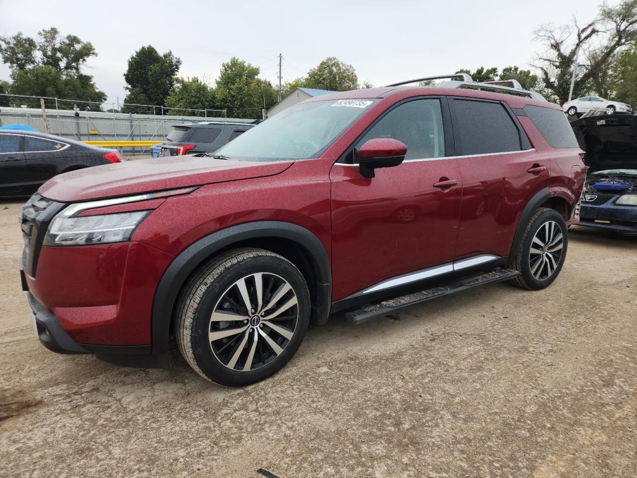 NISSAN PATHFINDER 2023