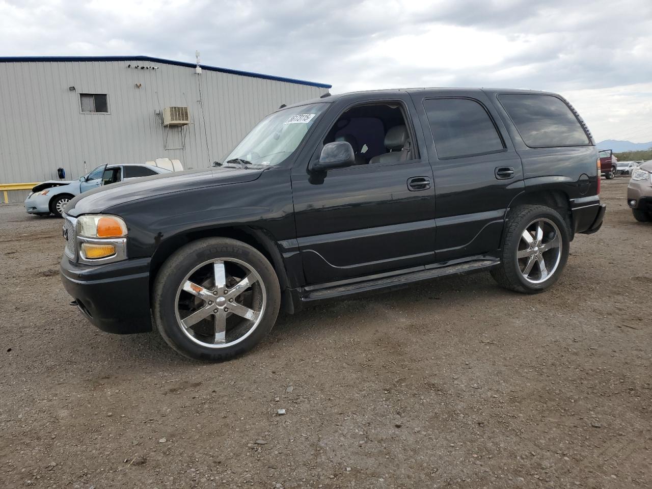 GMC YUKON DENA 2004