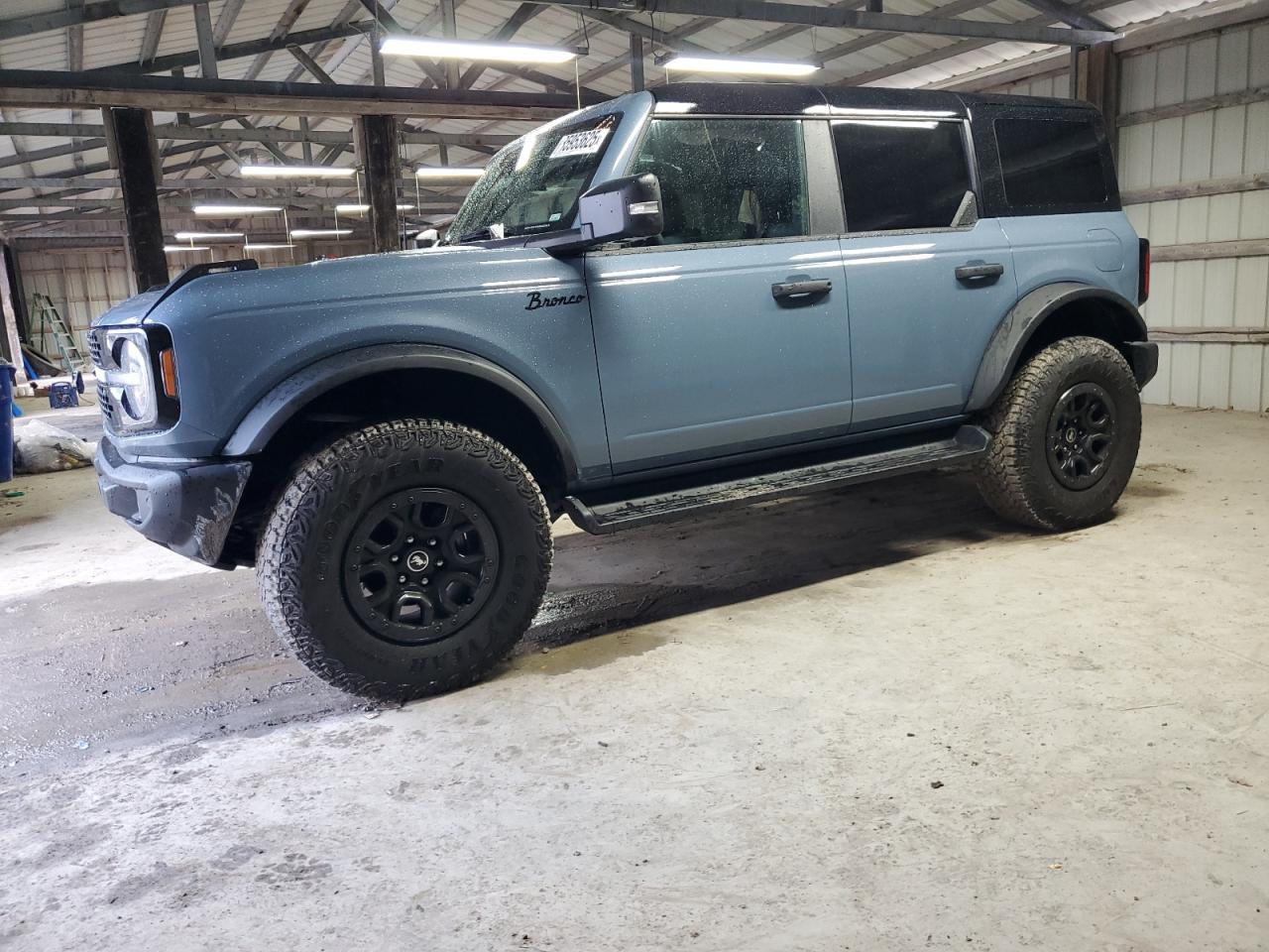 FORD BRONCO OUT 2025