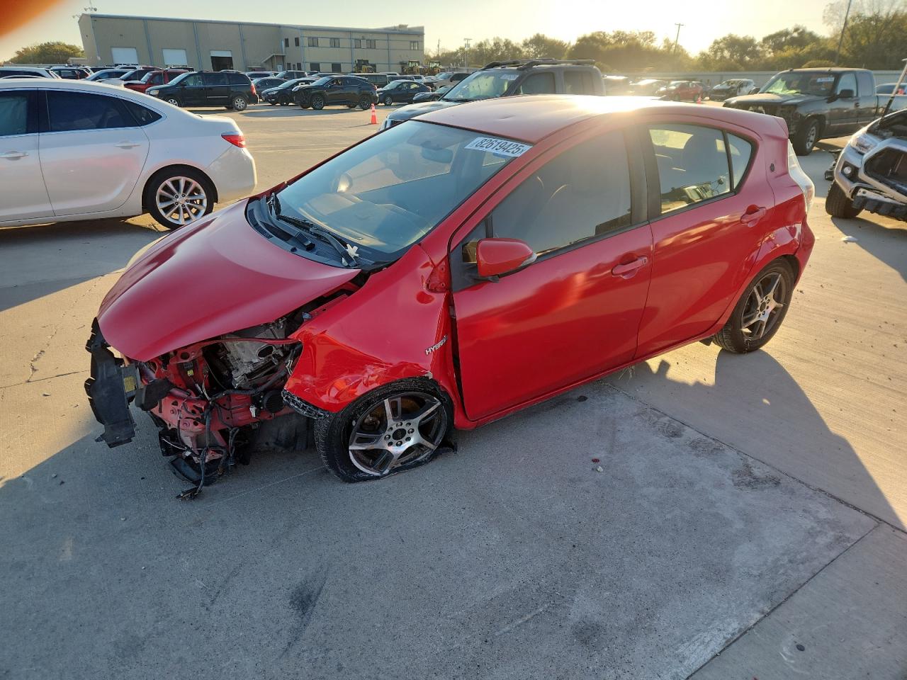 TOYOTA PRIUS C 2012