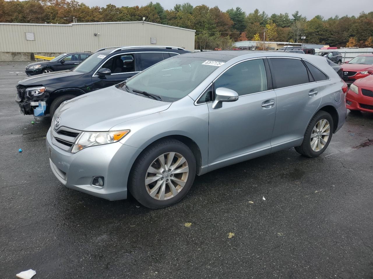 TOYOTA VENZA LE 2015
