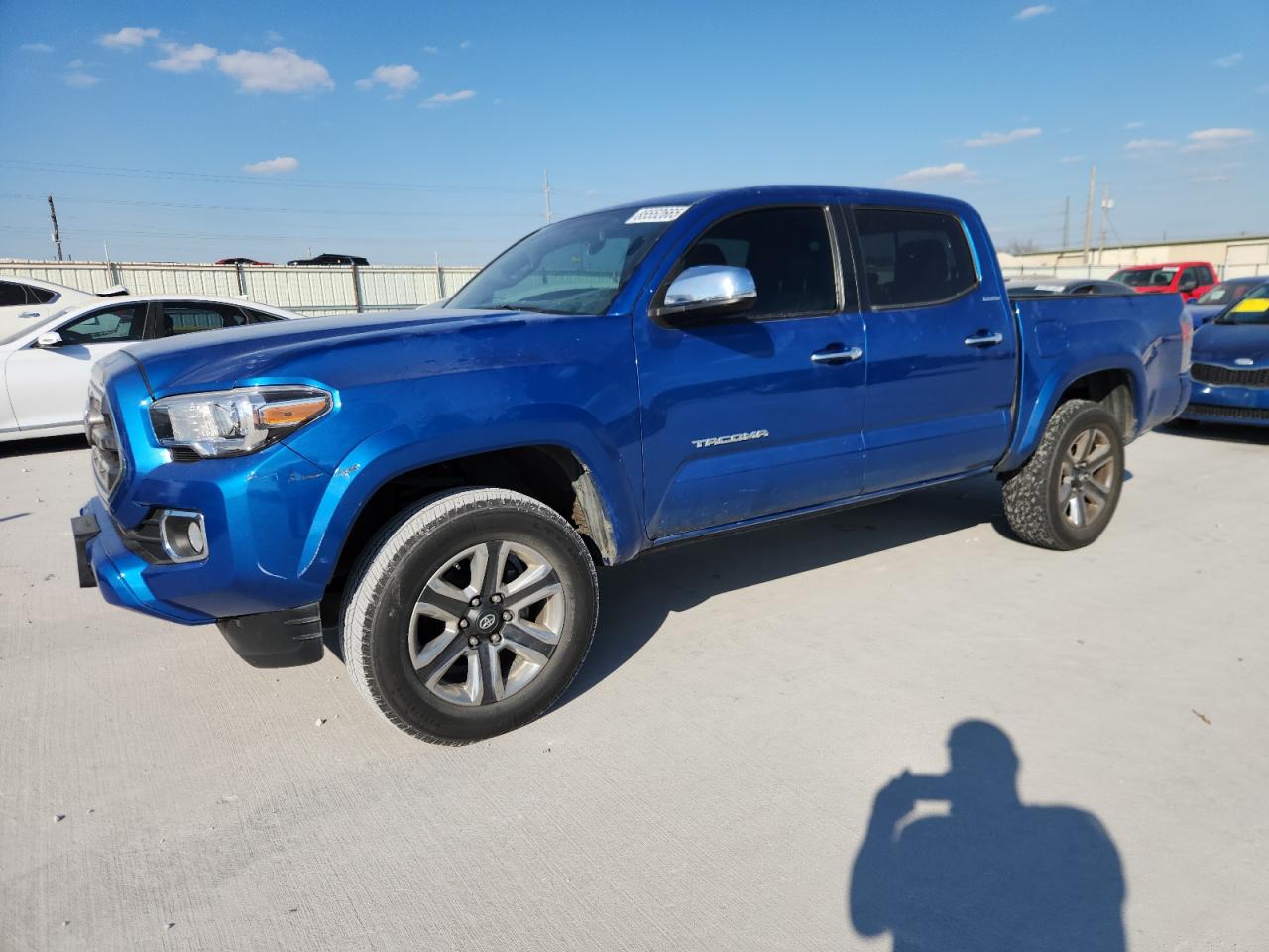 TOYOTA TACOMA DOU 2017