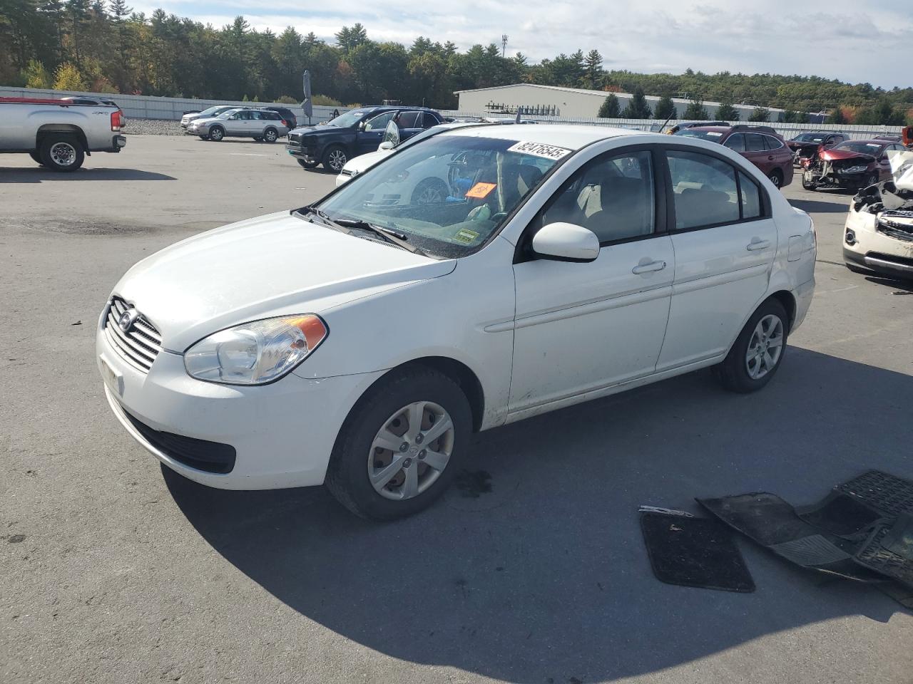 HYUNDAI ACCENT 2011