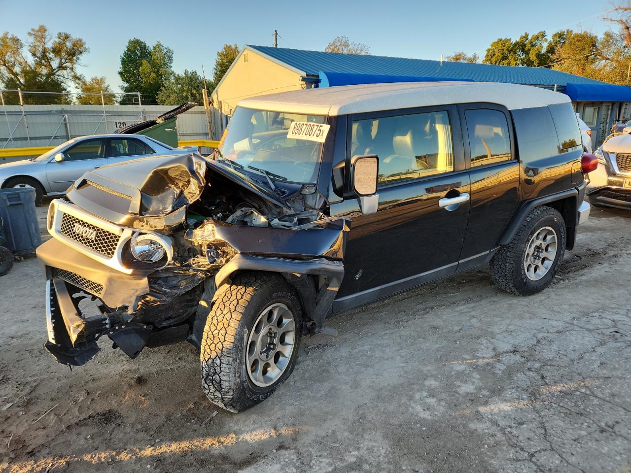 TOYOTA FJ CRUISER 2012