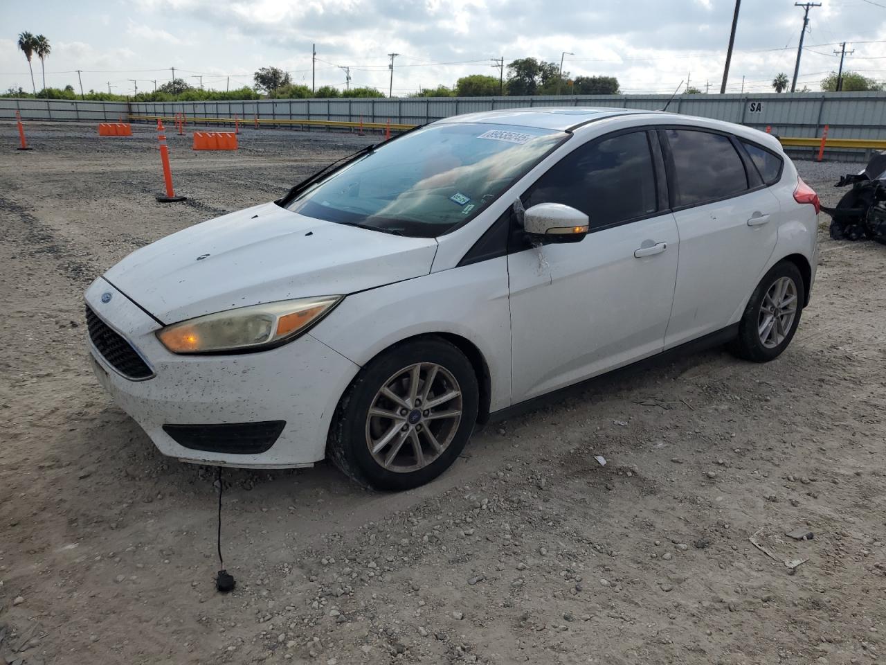 FORD FOCUS SE 2016