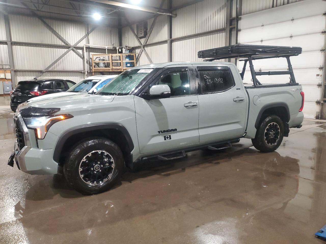 TOYOTA TUNDRA CRE 2024