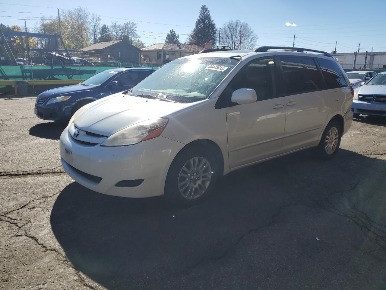 TOYOTA SIENNA XLE 2008