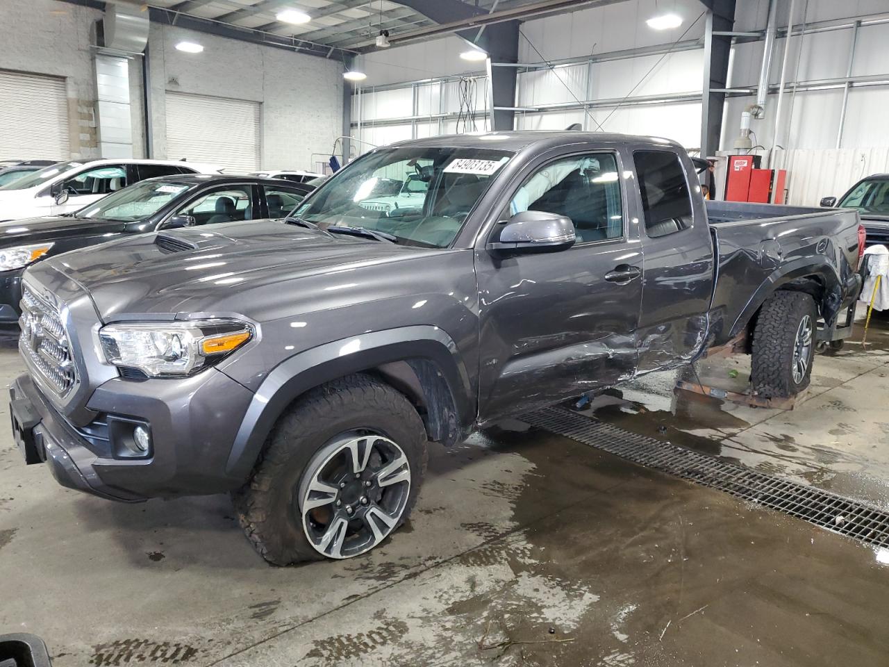 TOYOTA TACOMA ACC 2017