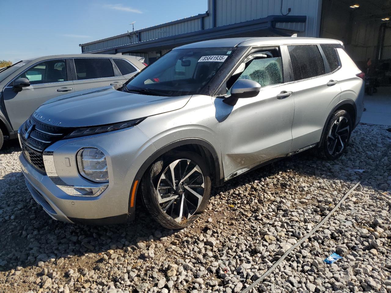 MITSUBISHI OUTLANDER 2023