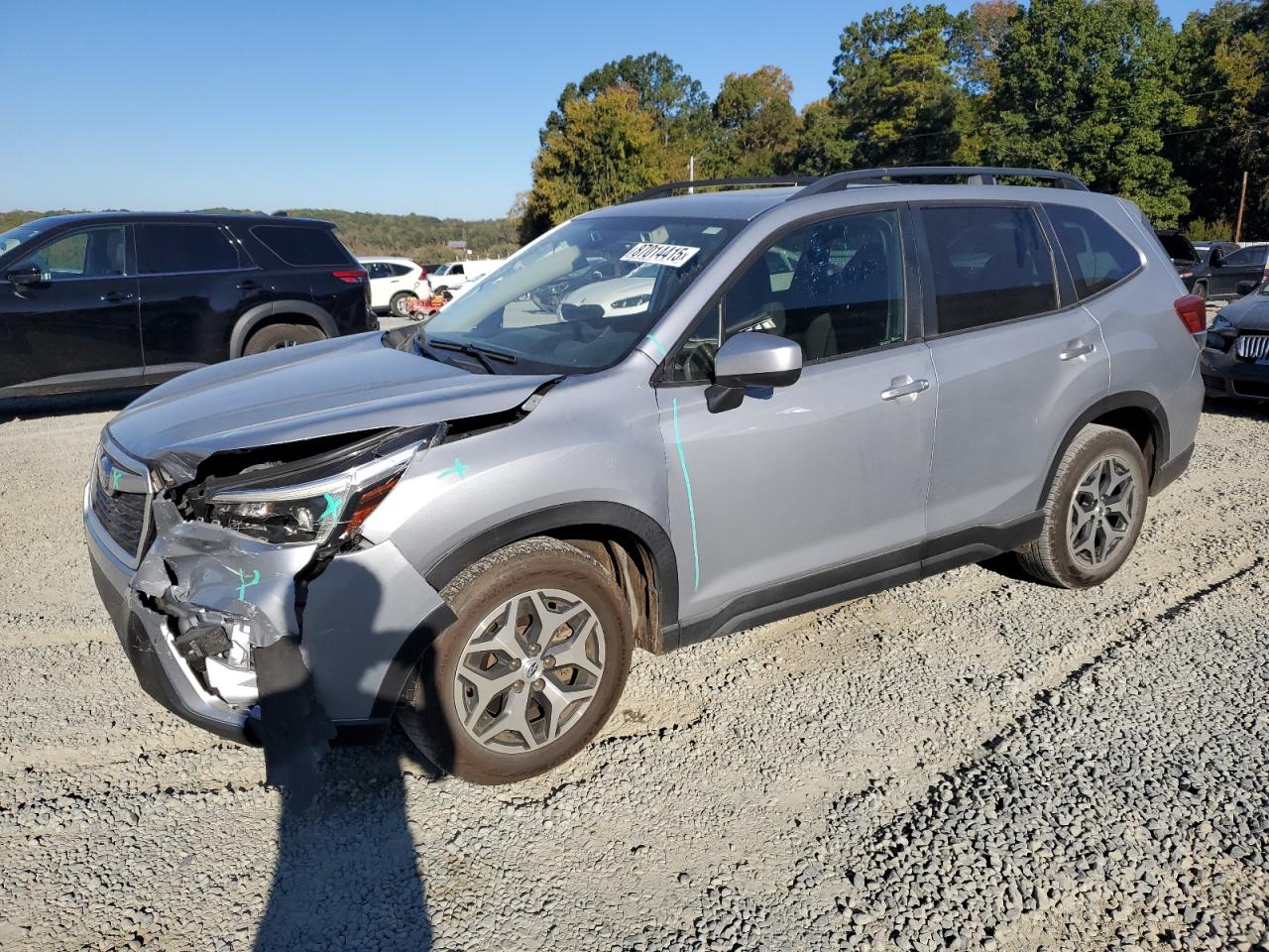 SUBARU FORESTER P 2021