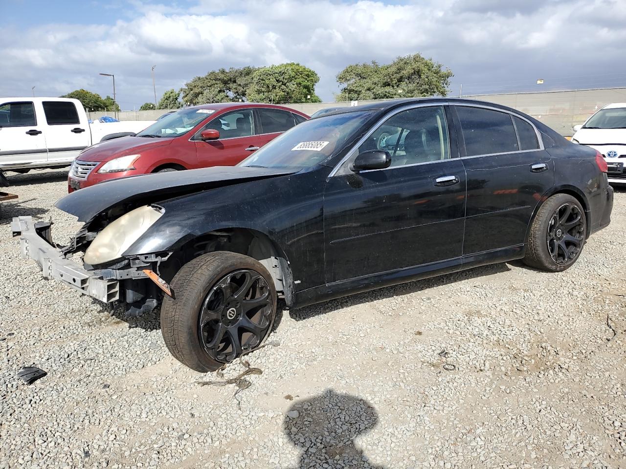 INFINITI G35 2005