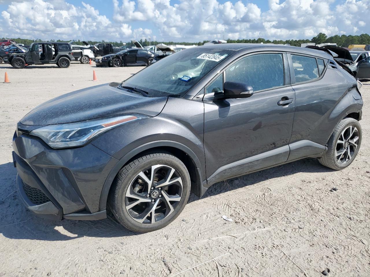 TOYOTA C-HR XLE 2021