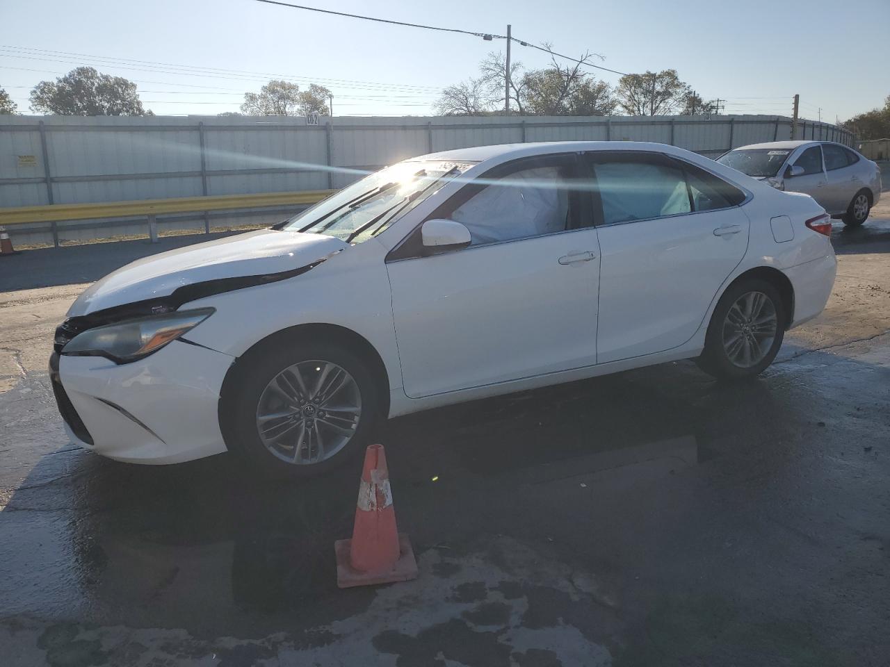 TOYOTA CAMRY LE 2015