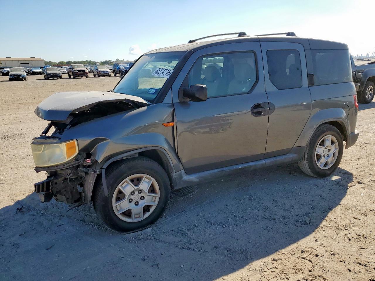 HONDA ELEMENT LX 2010