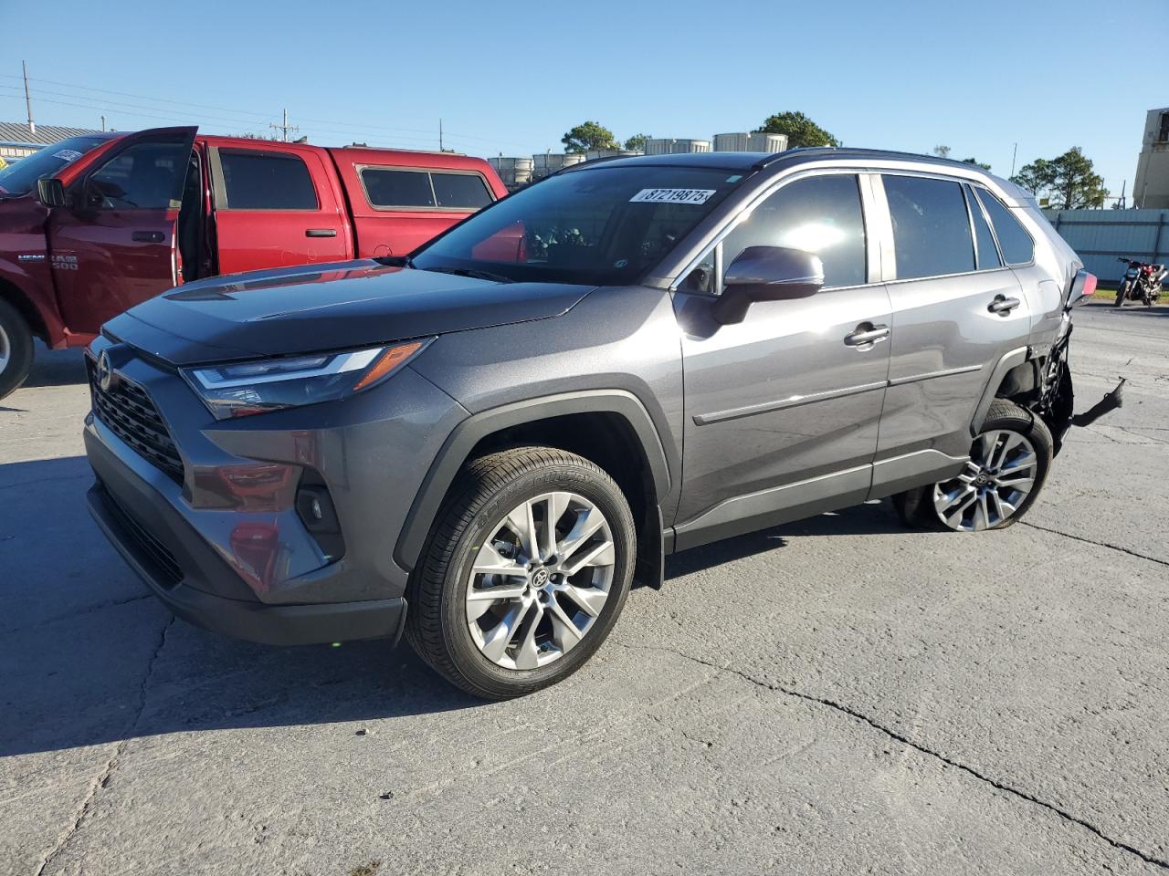 TOYOTA RAV4 XLE P 2024