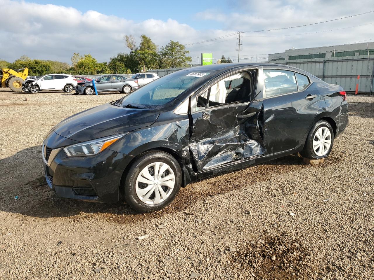 NISSAN VERSA 2021