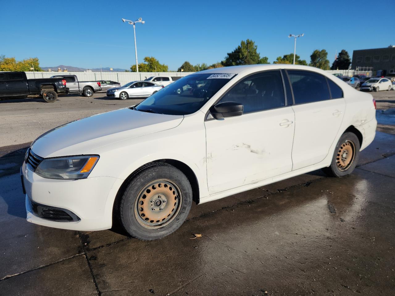 VOLKSWAGEN JETTA BASE 2011