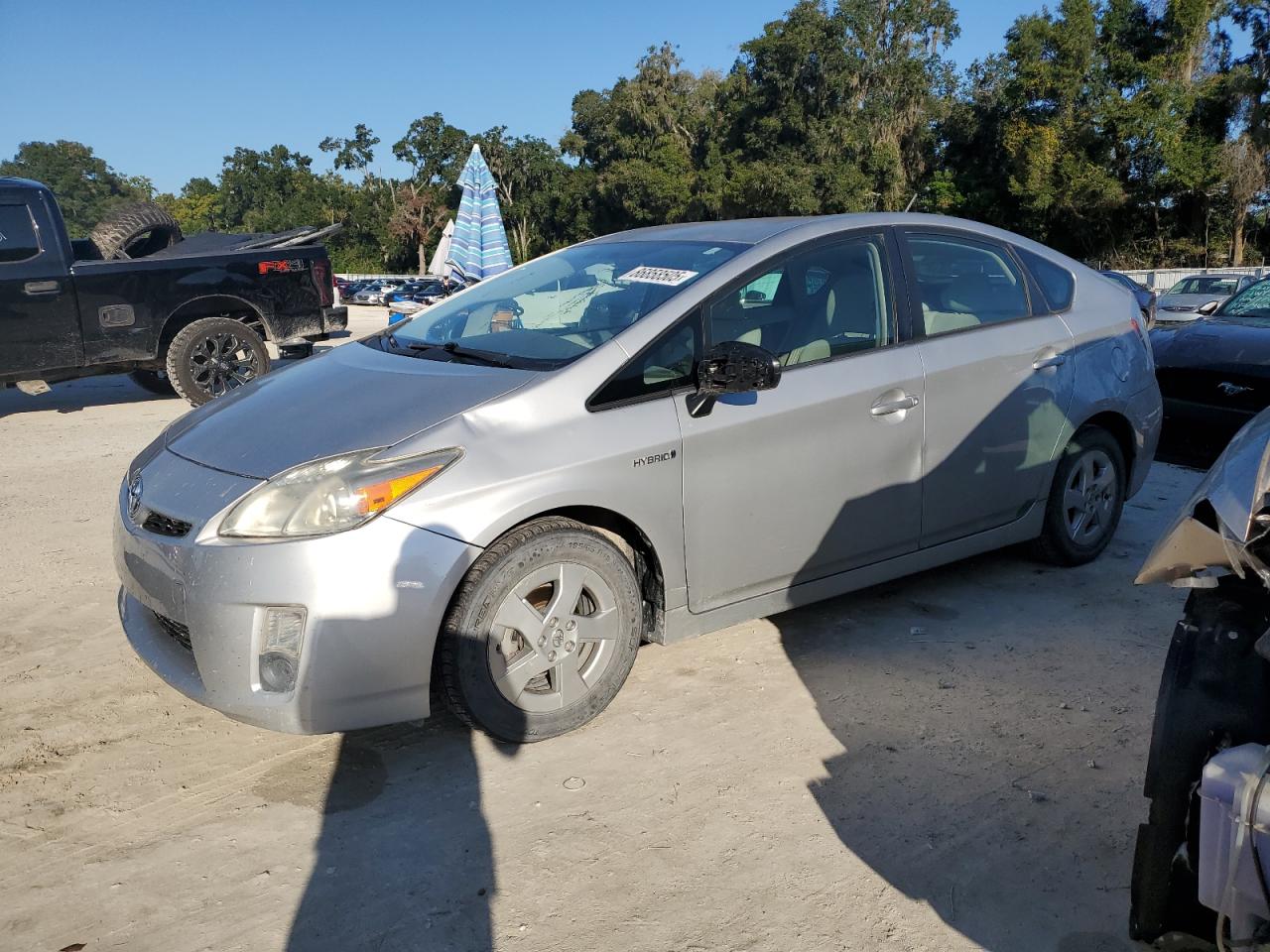TOYOTA PRIUS 2011