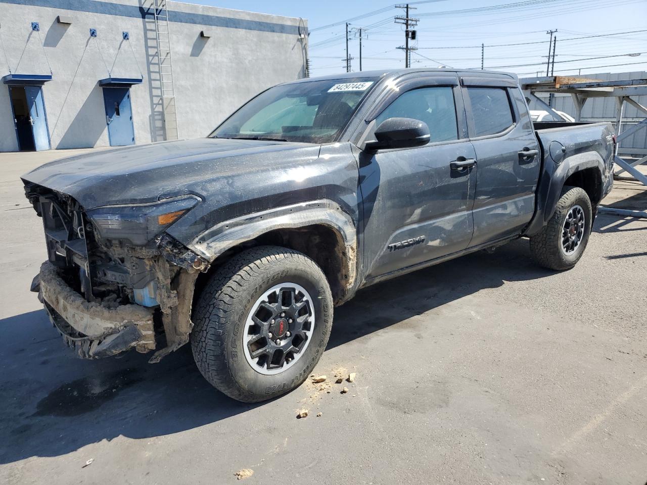 TOYOTA TACOMA DOU 2024