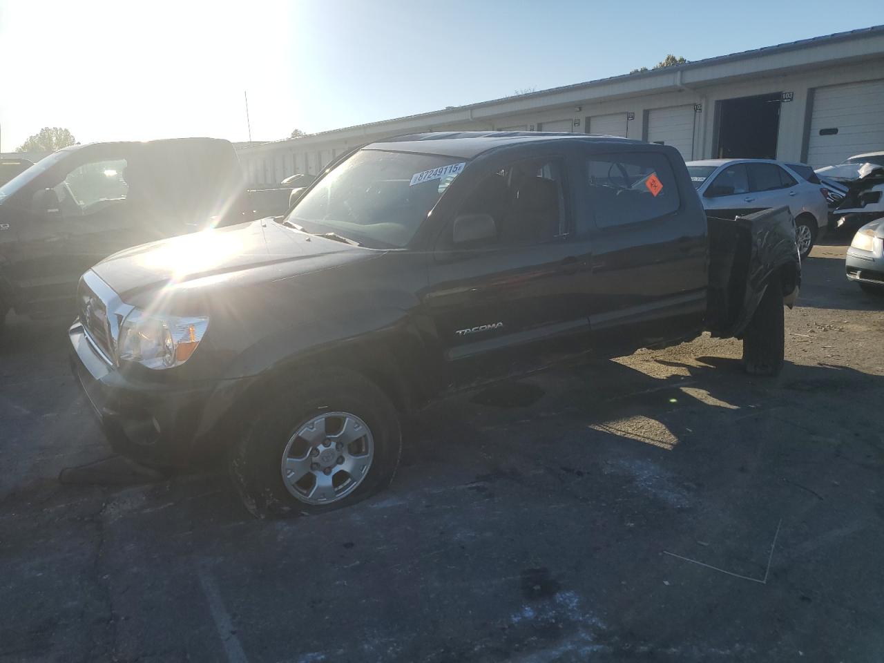 TOYOTA TACOMA DOU 2005